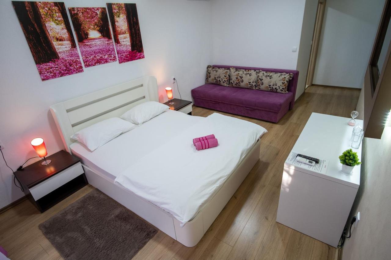 Apartments Sweet Dreams Τρέμπινιε Εξωτερικό φωτογραφία