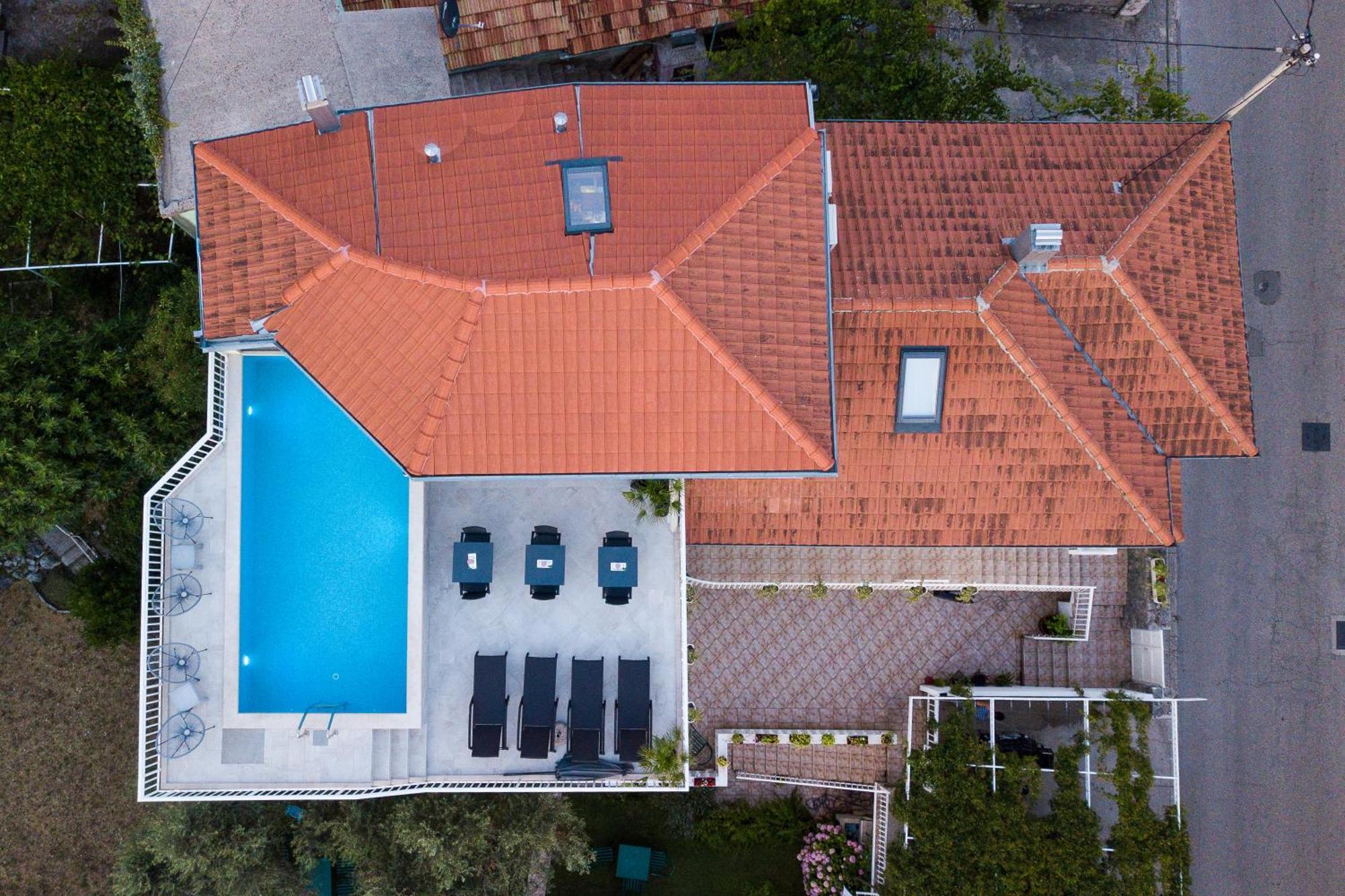 Apartments Sweet Dreams Τρέμπινιε Εξωτερικό φωτογραφία