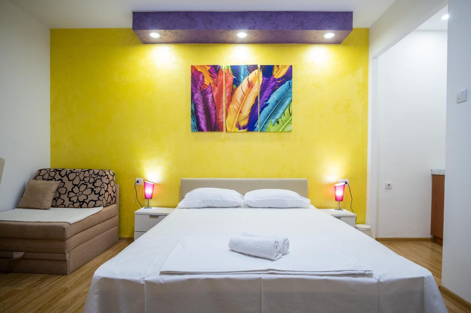 Apartments Sweet Dreams Τρέμπινιε Εξωτερικό φωτογραφία