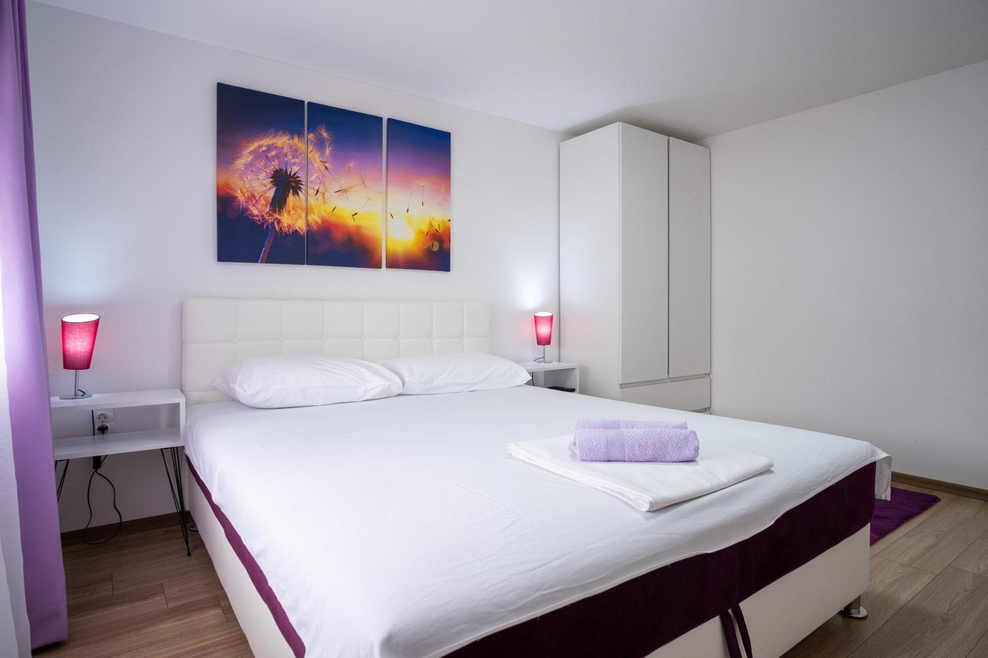 Apartments Sweet Dreams Τρέμπινιε Εξωτερικό φωτογραφία