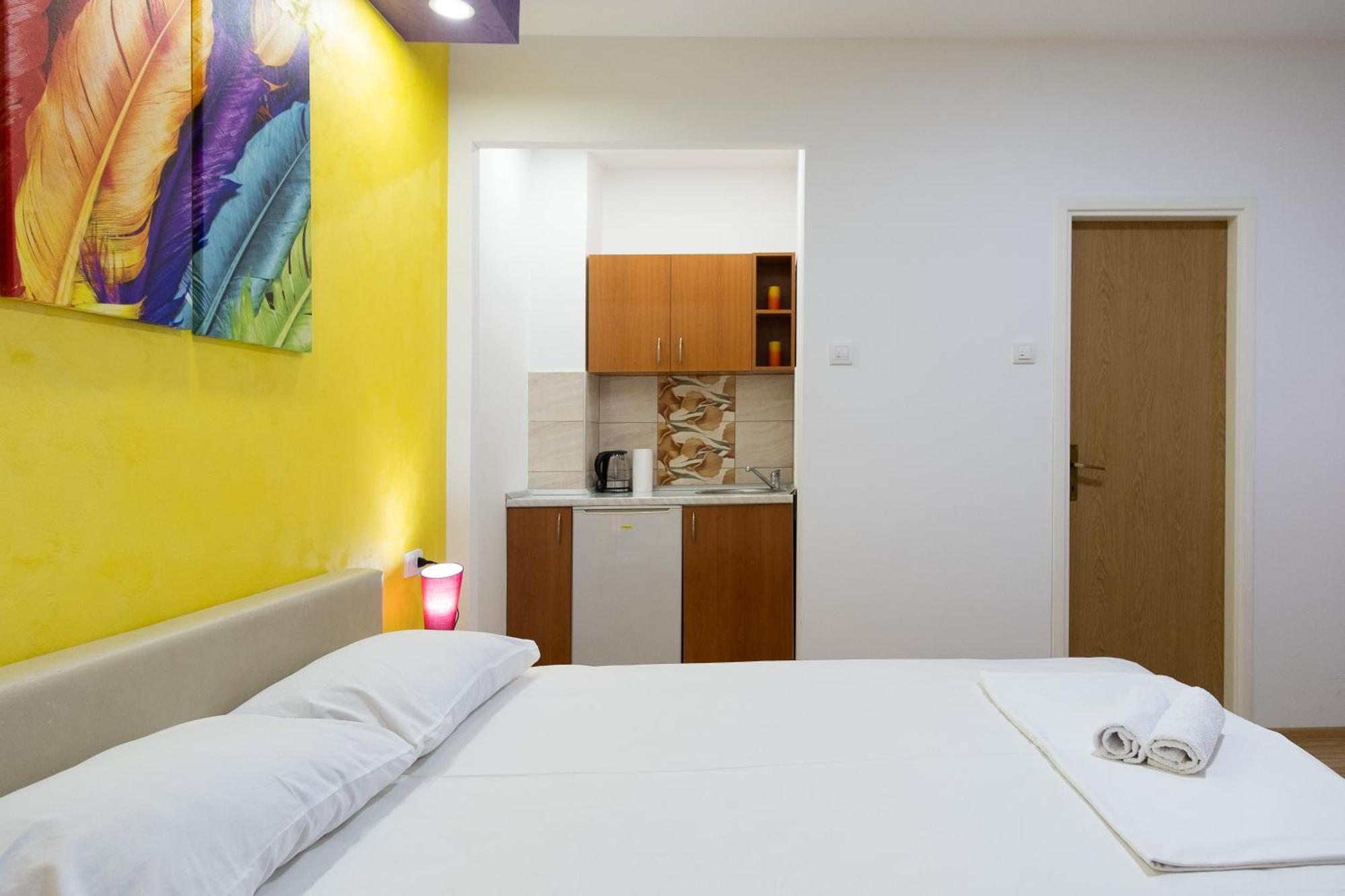 Apartments Sweet Dreams Τρέμπινιε Εξωτερικό φωτογραφία