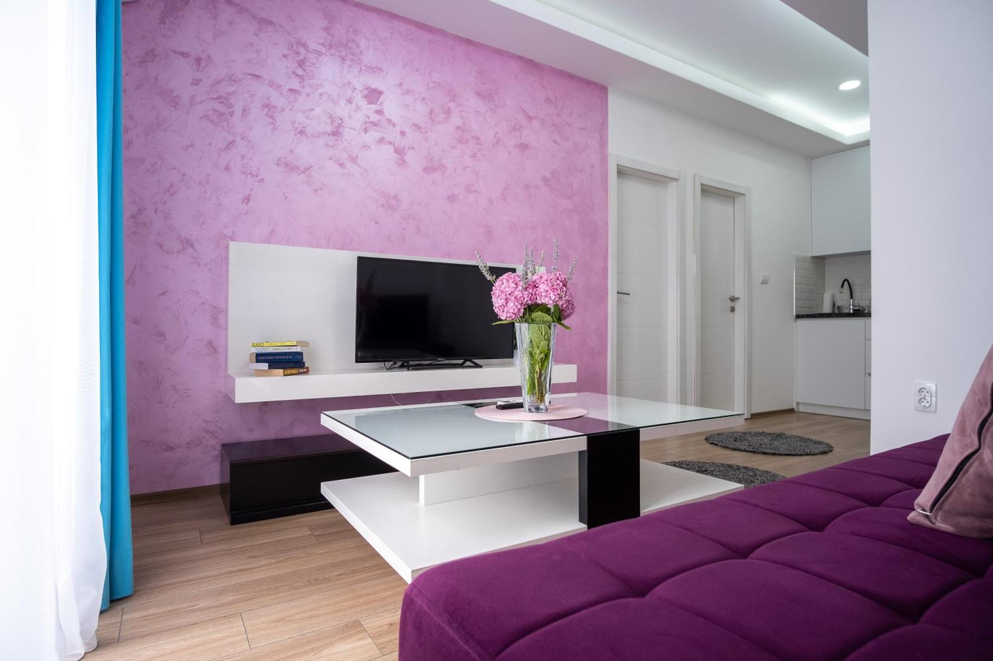 Apartments Sweet Dreams Τρέμπινιε Εξωτερικό φωτογραφία
